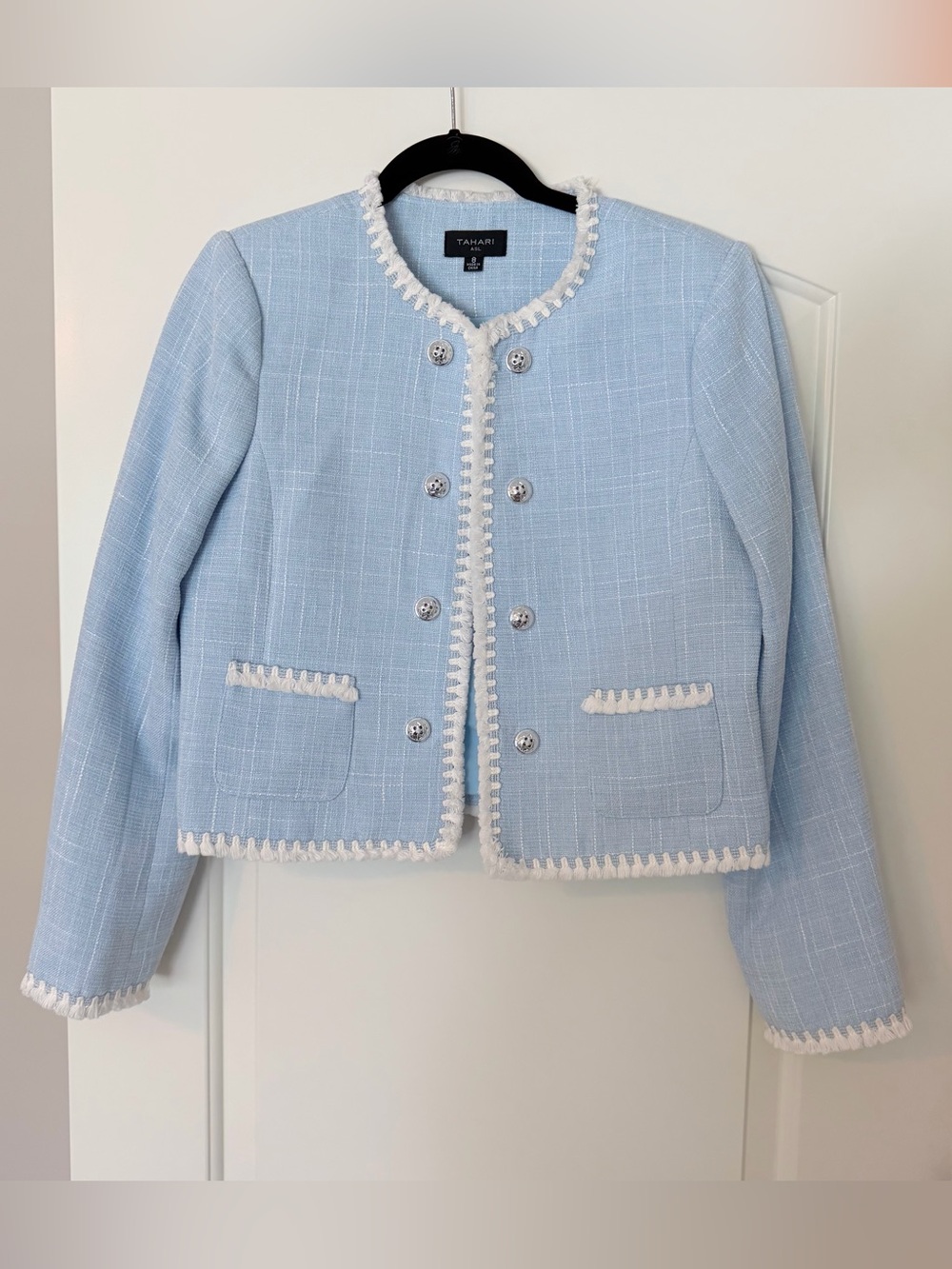 NWOT Tahari Women’s  Light Blue Cropped Tweed Jacket - Classic Trim - size 8